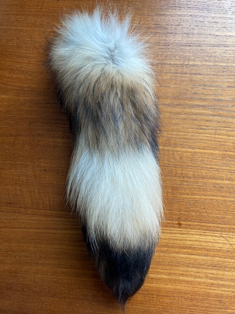Finn Raccoon Tail